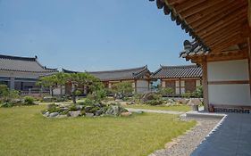 Hanok 1St Street